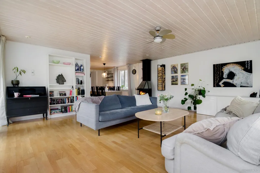 Elutuba - Villa with 4 Bedrooms in Evlinge, Värmdö