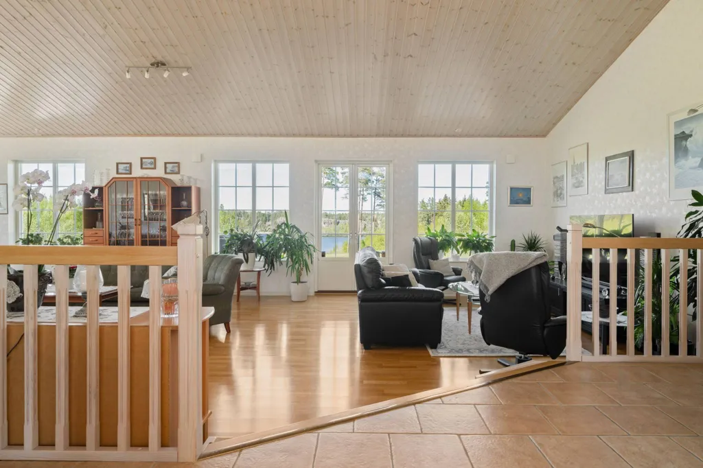 Séjour - 1-Plan Villa with Mälaren View in Sundsvik