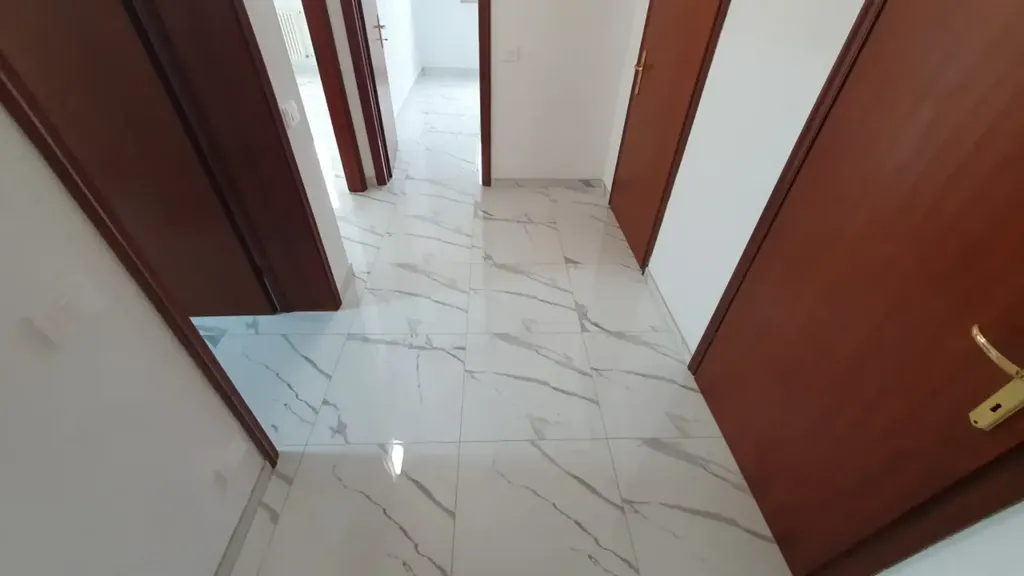 Entrée - Rustic-Style Apartment with Balcony in Mirandola