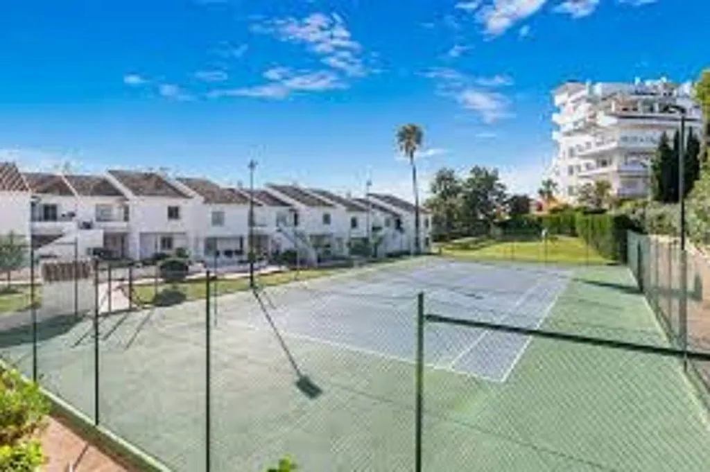 Extérieur - Apartment with Pool in Nueva Andalucía