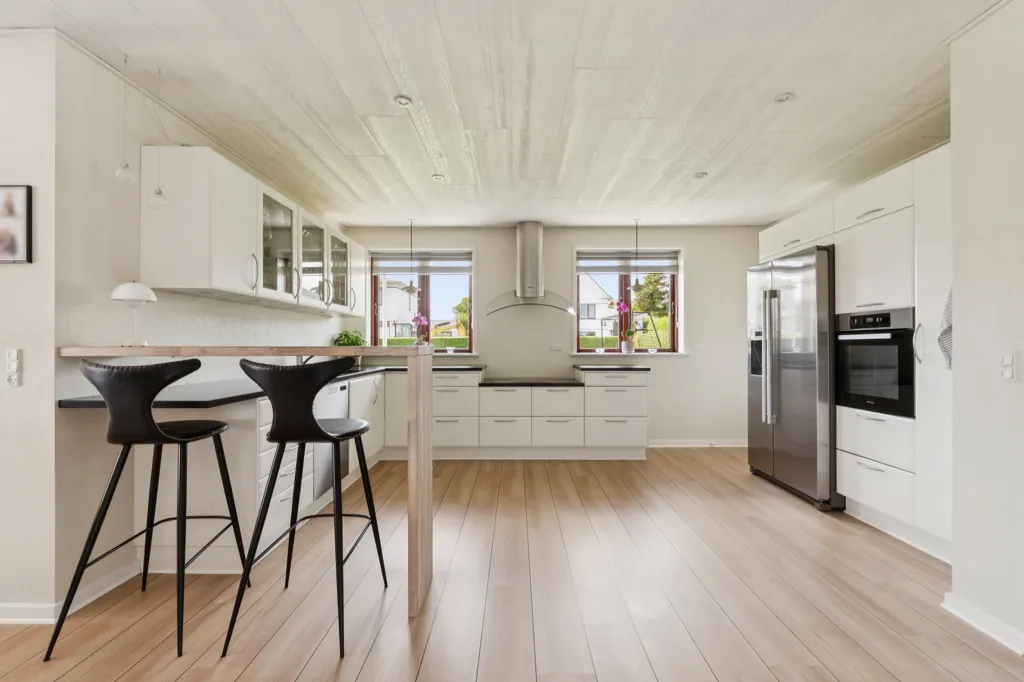 Cucina - Renovated Villa with Terrace in Humble