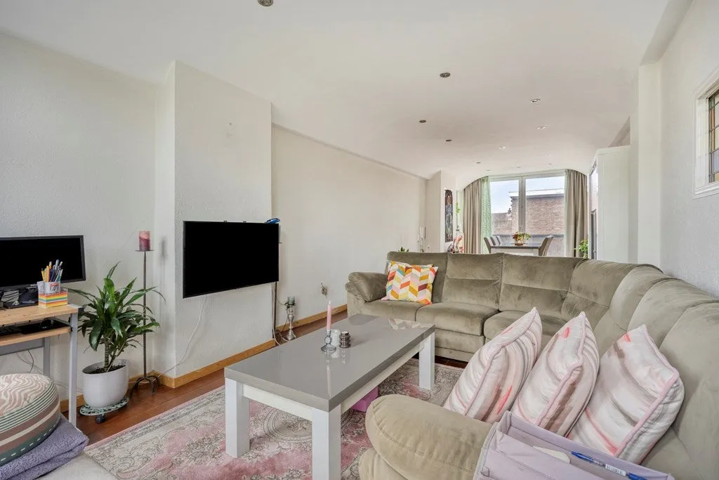 Séjour - Spacious Apartment with Jacuzzi in Dierenselaan