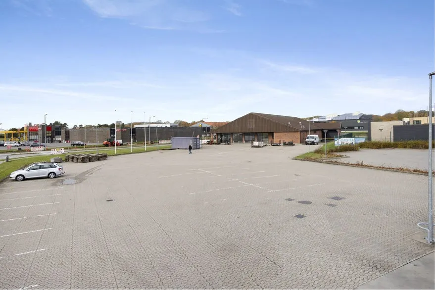 Välivaade - Retail Unit with Central Location in Sæby