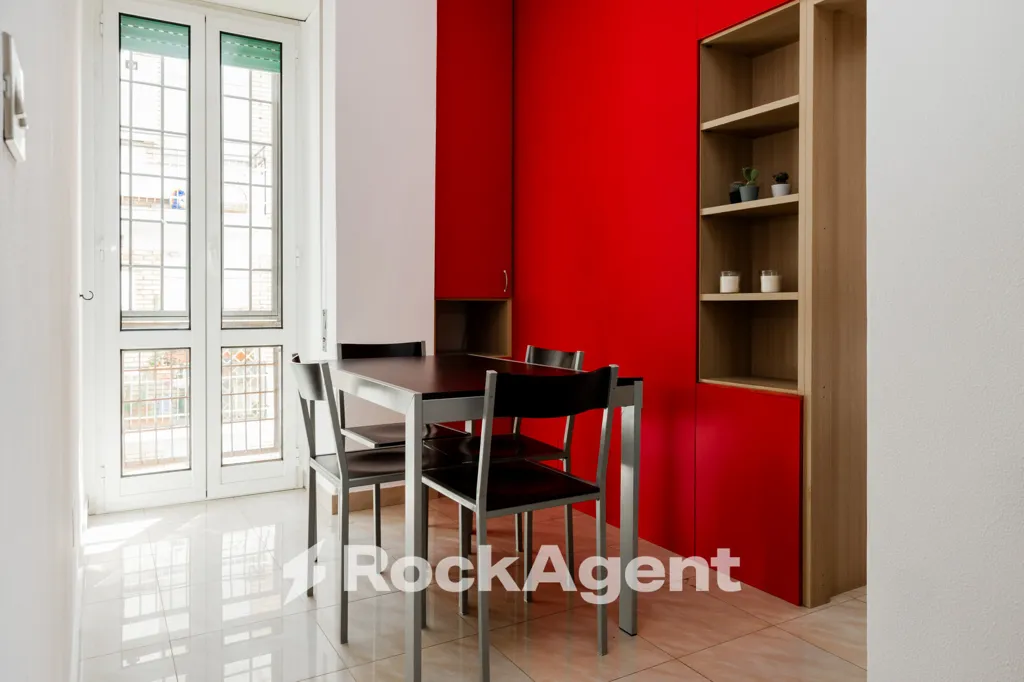 Esszimmer - 2-Bedroom Apartment with Balcony in Rome