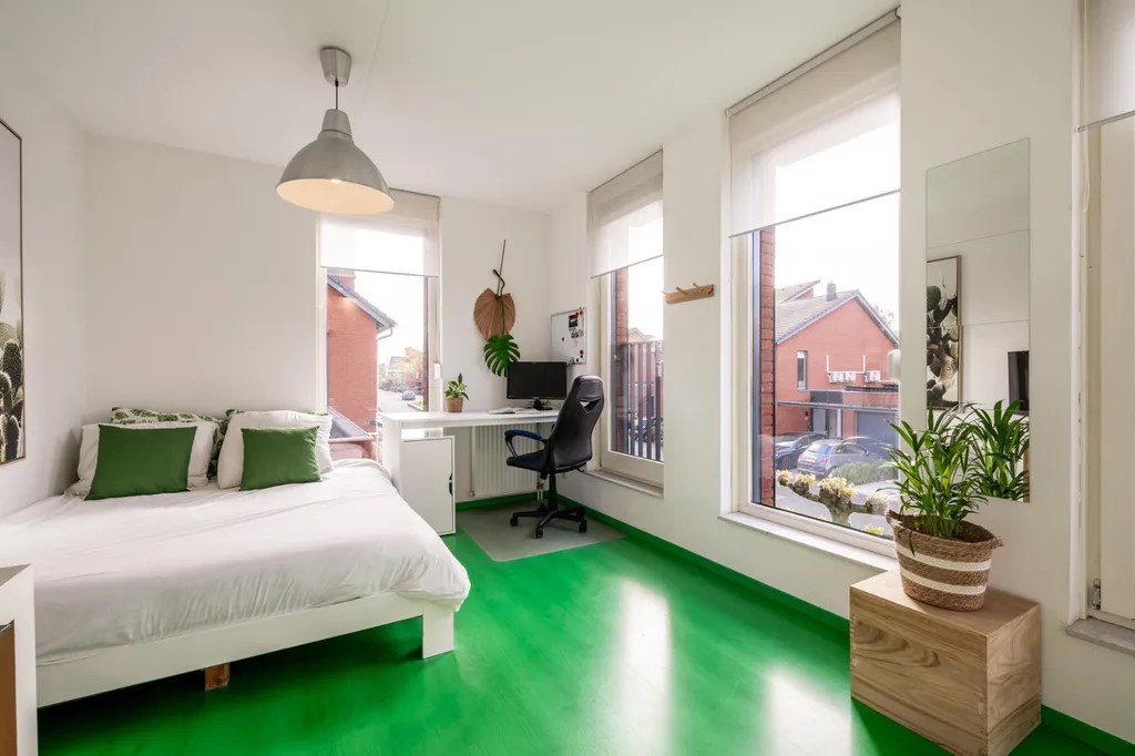 Chambres - Corner Detached House with Jacuzzi in Berghem