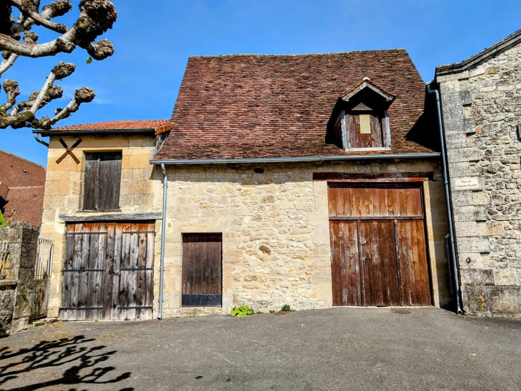 Exterior - Spacious House with Garden in Quiet Countryside