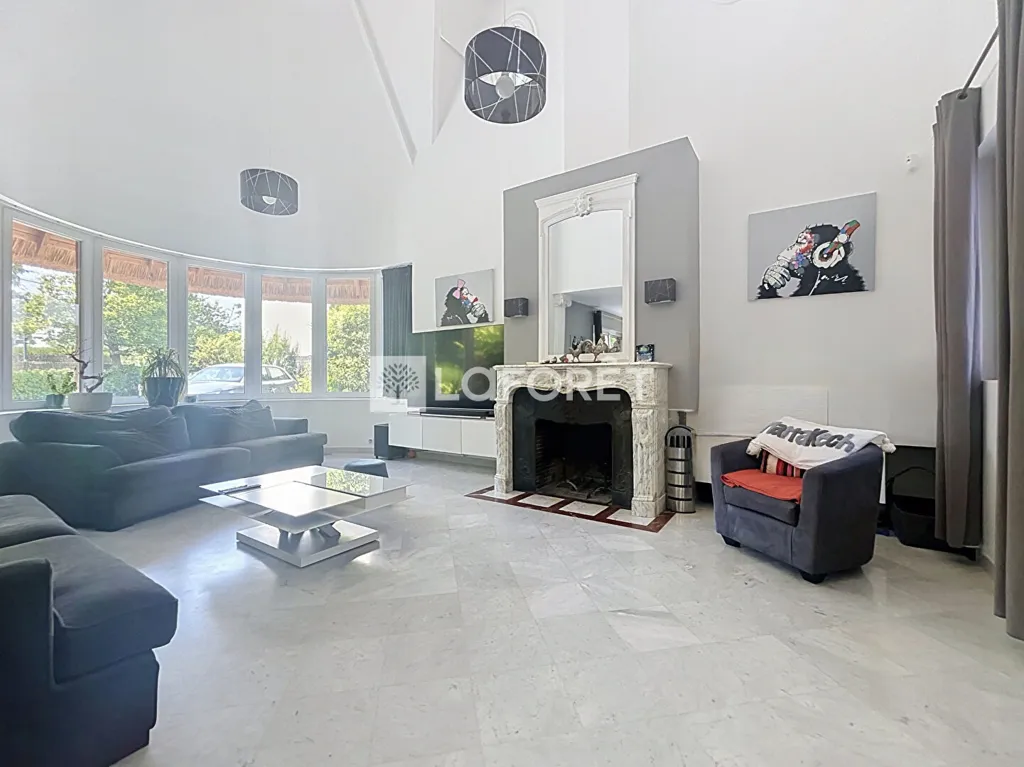 Living Room - Chaumière with Pool in Sucy-en-Brie