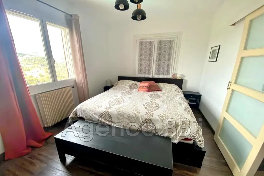 Chambres - Maison d'Hôtes avec Piscine et Vue Montagne à Nice