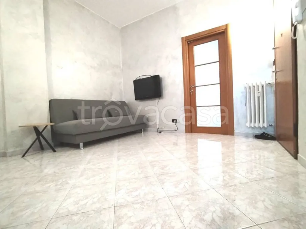 Elutuba - Rusticated Flat with Balcony in Turin