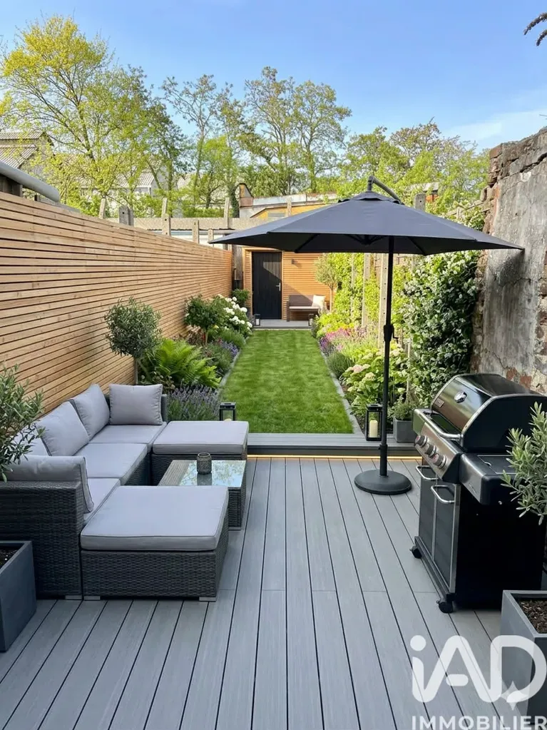 Aed - City House with Garden in Denain