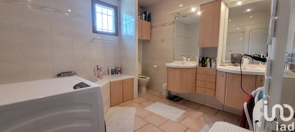 Vannitoad - House with Pool and Balcony in La Crau
