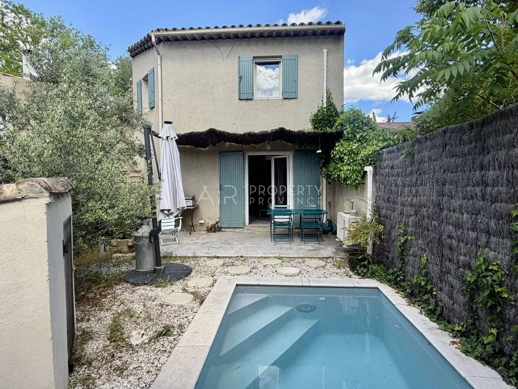 Piscina - Luxury House with Pool in Lourmarin