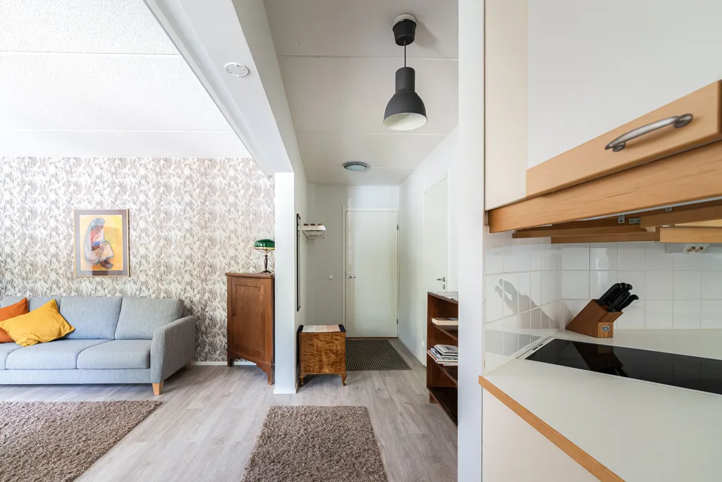 Elutuba - Bright Apartment with Balcony in Hyvinkää