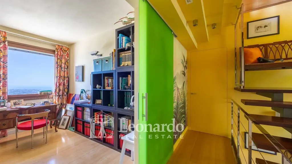 Bureau - Villa with Sea View in Massarosa