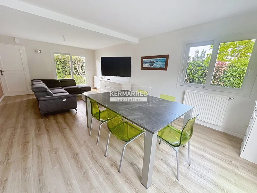 Séjour - Maison Rénovée avec Terrasse près du Golf de Cicé