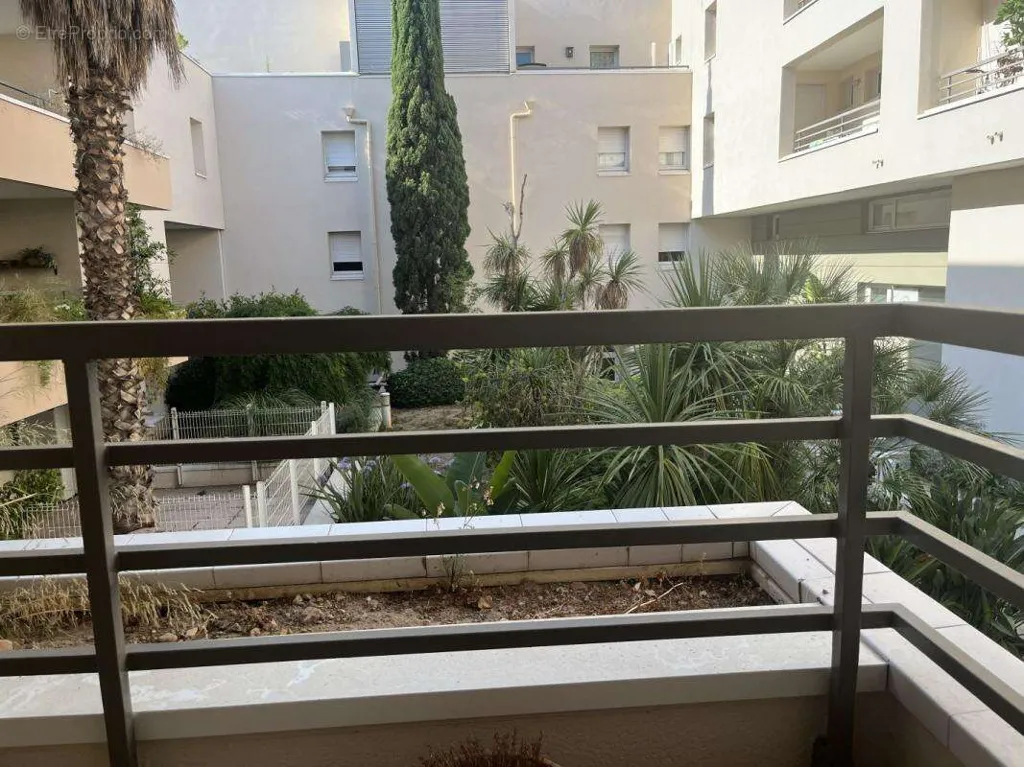Balcon - Appartement T3 avec Terrasse à Marseille