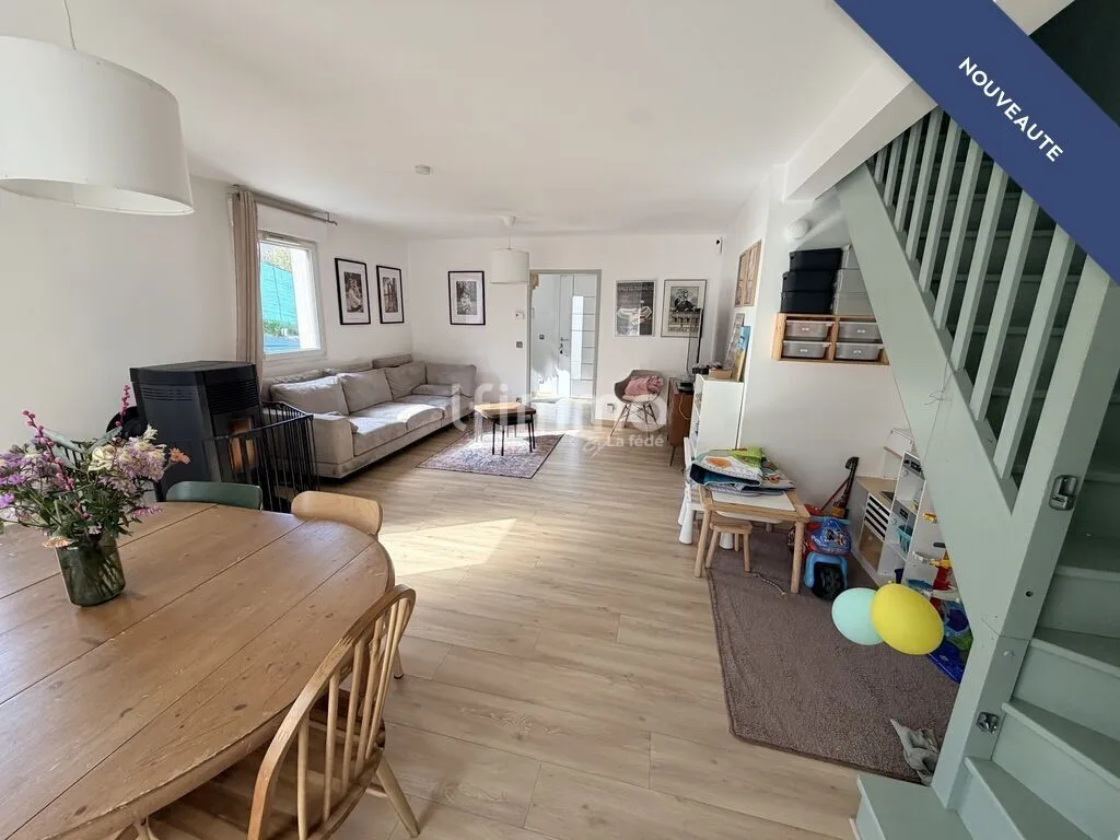 Salle à manger - Maison avec Terrasse à Helstroff