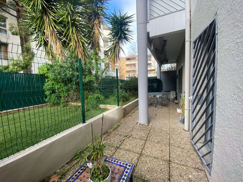 Appartement 2 pièces à Marseille-8e