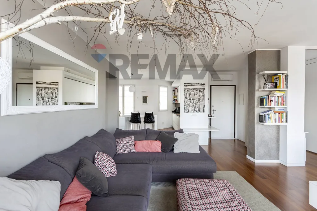 Séjour - Spacious Triplex with Panoramic View in Tregasio