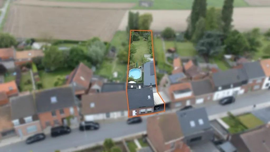 Õhuvaade - House with Swimming Pool in Wevelgem