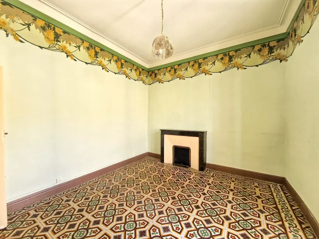 Pièces - Maison de Caractère avec Piscine à Combas