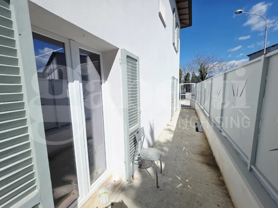 Terrass - Rustic Villa with Private Garden in Bastia Umbra
