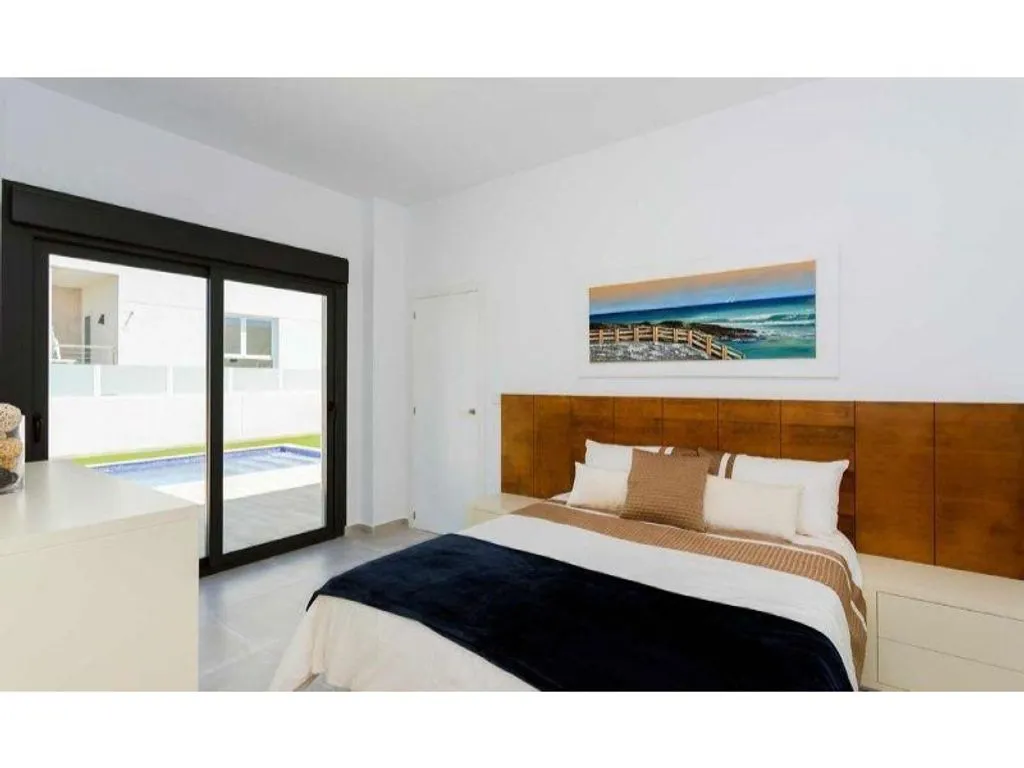 Chambres - New Villa with Pool in Daya Nueva