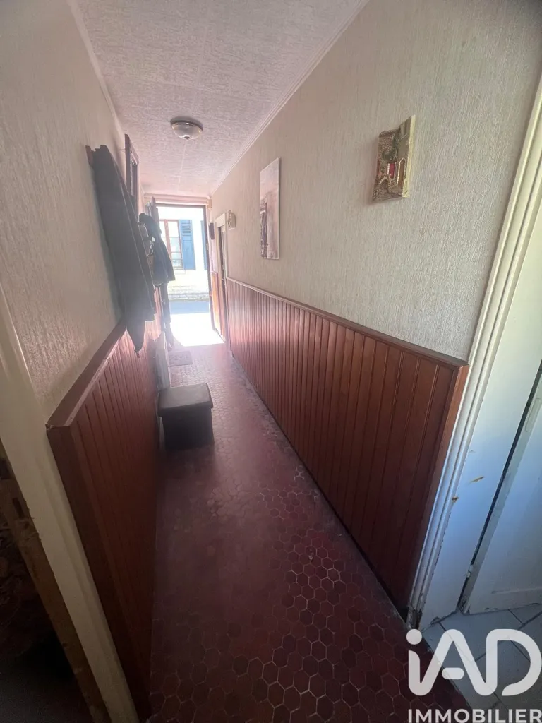 Esik - Charming Townhouse with Garden in Ladon