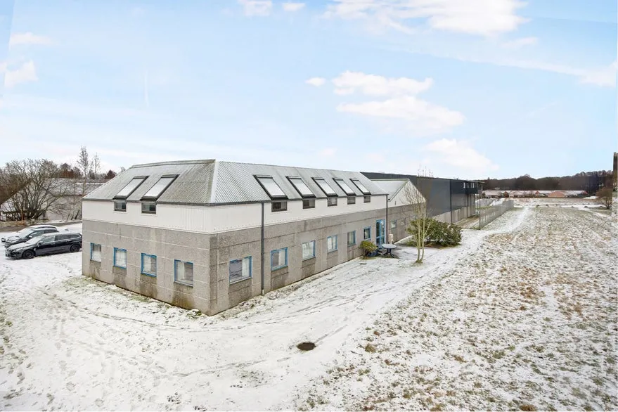 Välivaade - Spacious Business Premises in Espergærde