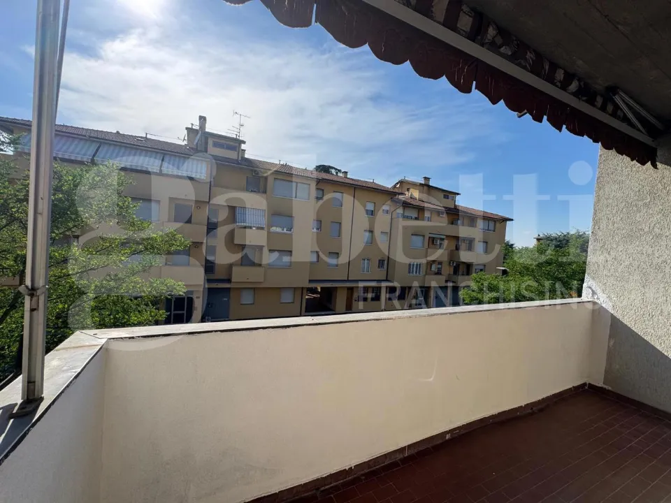 Rõdu - Apartment with Terrace and Garage in Funo Centre