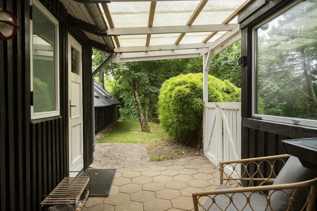 Terrass - Vacation Home with Large Garden in Struer