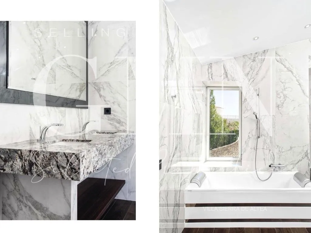 Bathrooms - Luxury Villa with Sea View in Altea