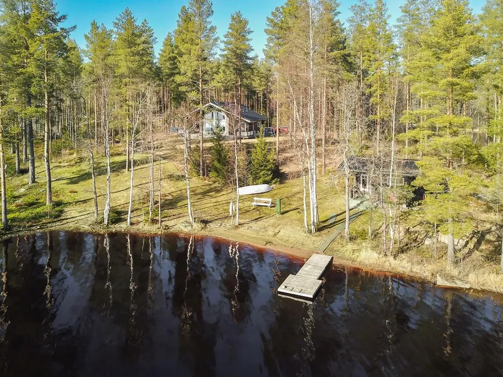 Vue aérienne - 2012 Pine House with Lakefront in Finland