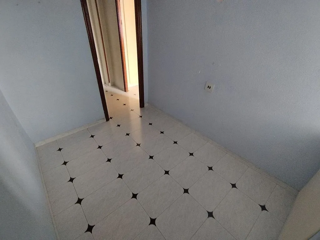 hallway_entrance