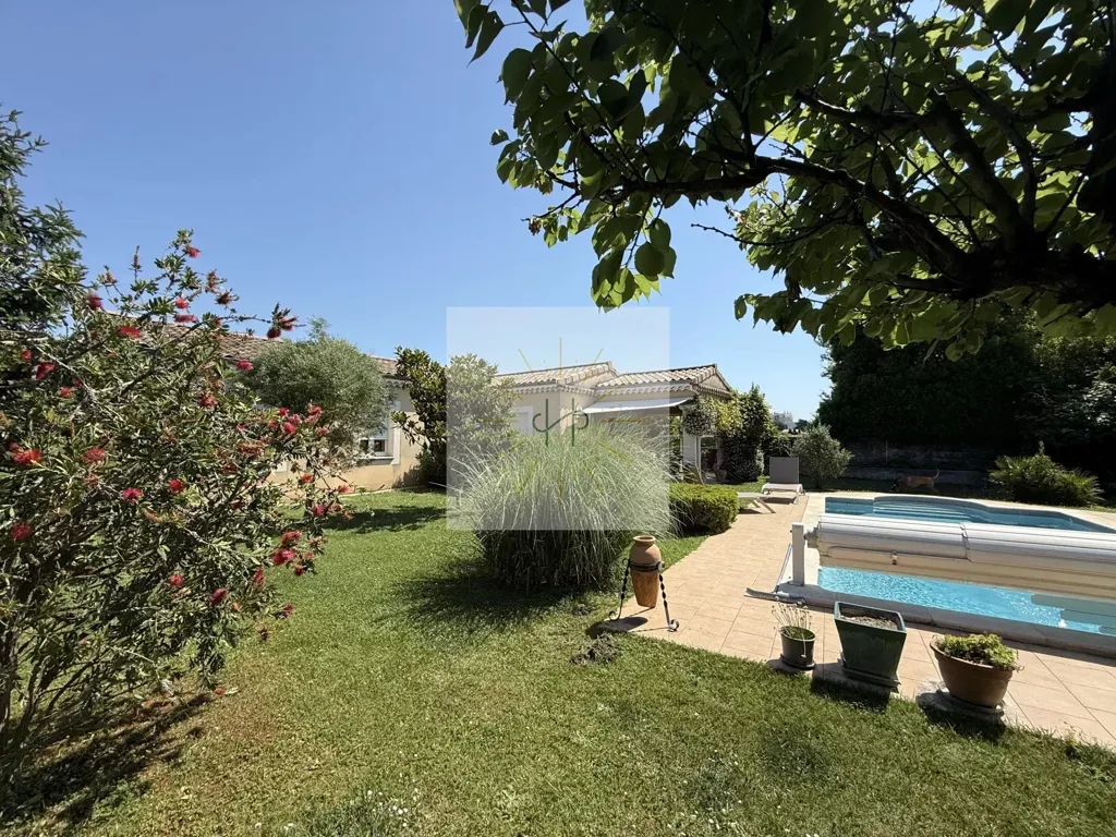 Aed - Ground Floor House with Pool in Montélimar
