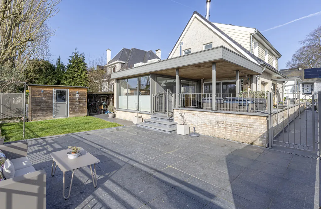Terrazza - Luxury House with Terrace and Views in Central Location