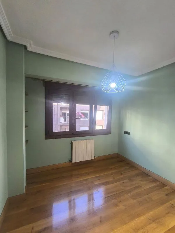 Living Room - Apartment with Ascender in Repeléga Centre
