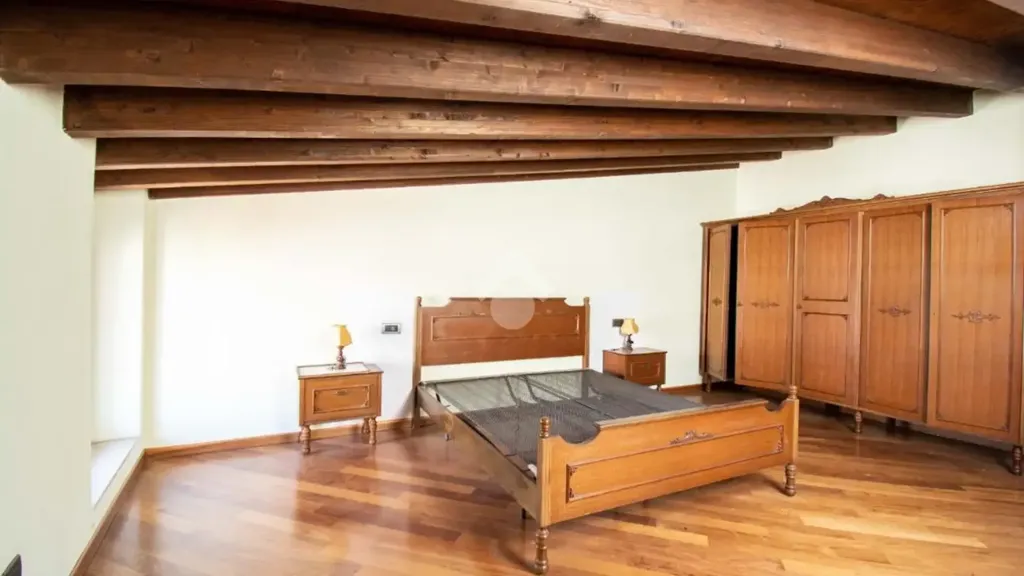 Chambres - Two-Level Apartment with Balcony in Manerba del Garda