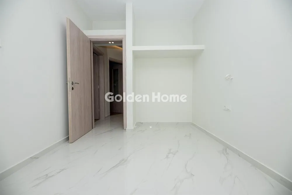 Entrée - Fully Renovated Flat with Central Location in Stavroupoli