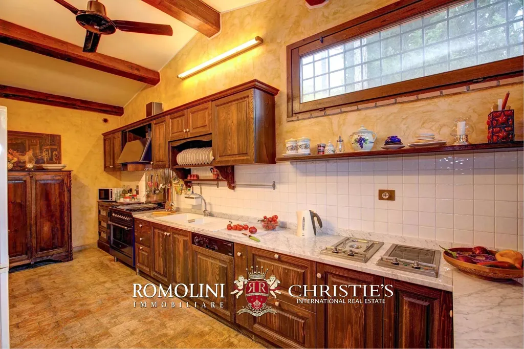 Cuisine - Restored Country Villa with Pool in Umbria