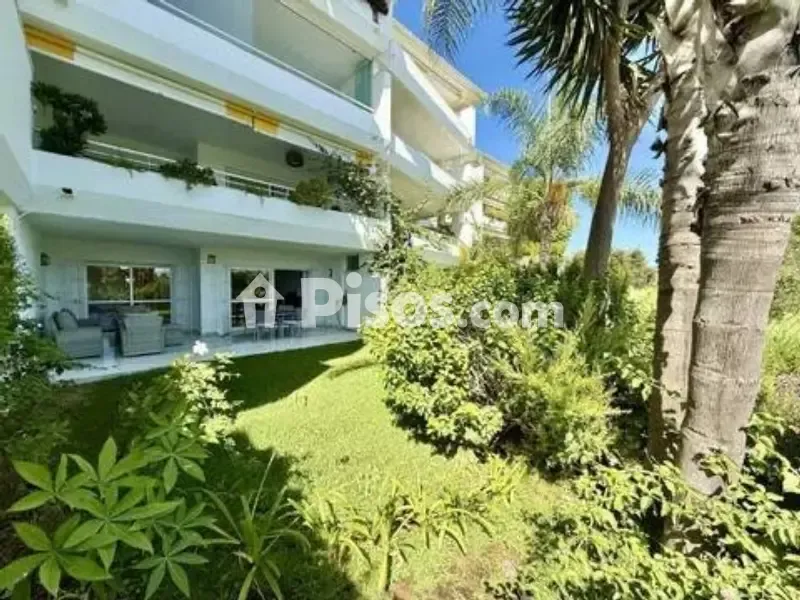 Aed - Apartment with Private Garden in Guadalmina
