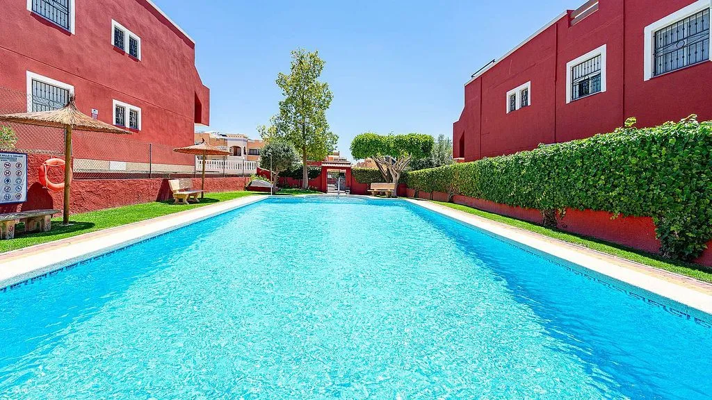 Piscine - Ground Floor Apartment with Pool in Orihuela Costa