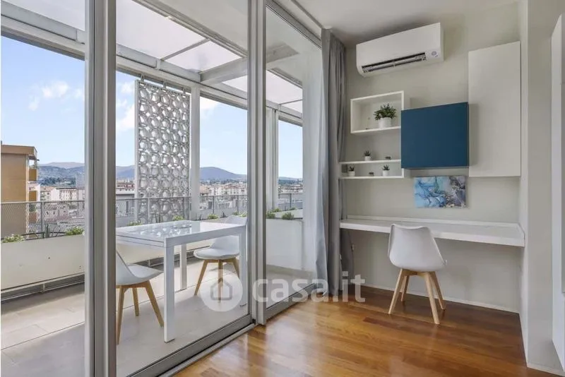 Rõdu - Modern Attico with Terrace in Florence
