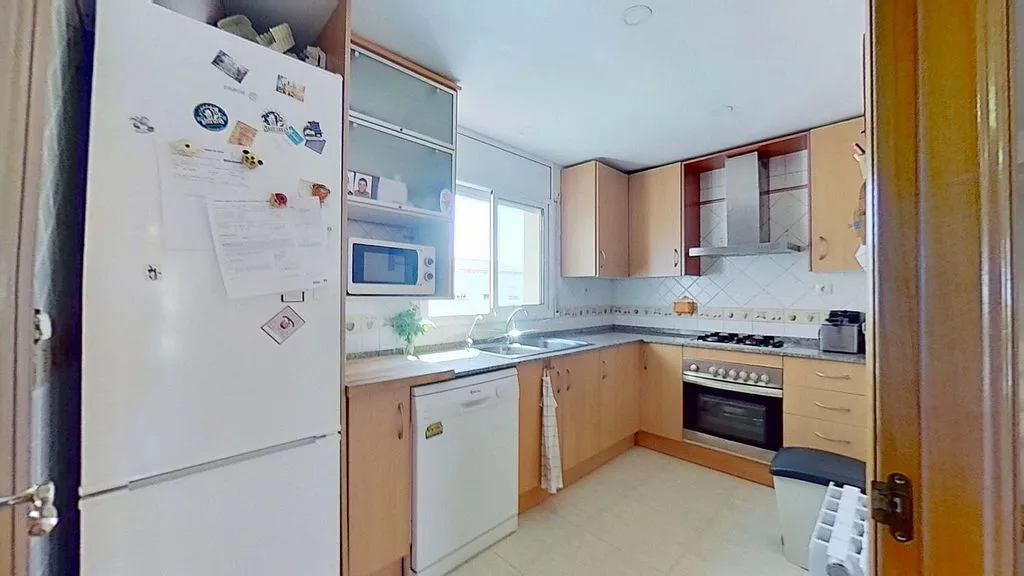 Cuisine - Semi-detached House with Balconies in Roda de Barà