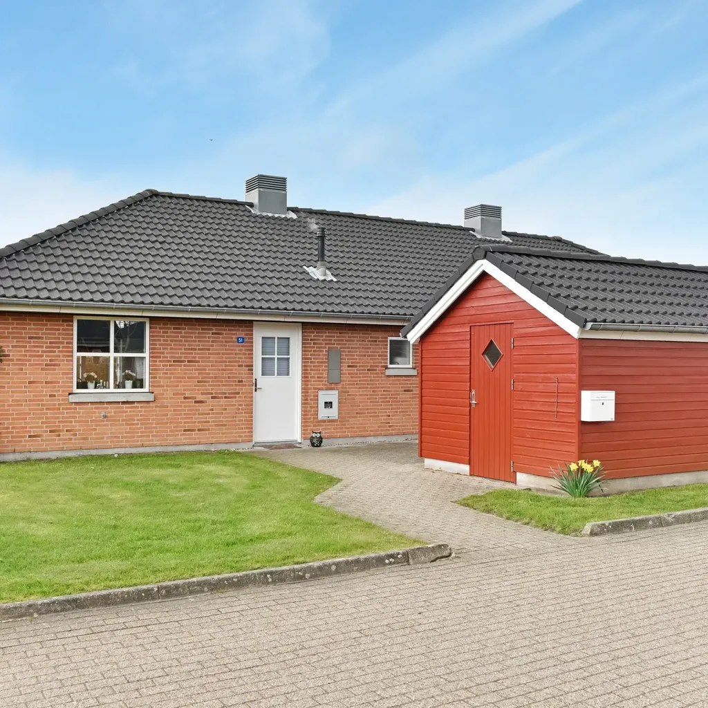 Välivaade - Two-Bedroom Terraced House in Kongerslev