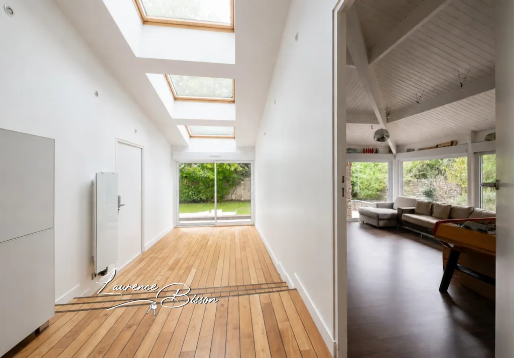 10-room house in Le Raincy