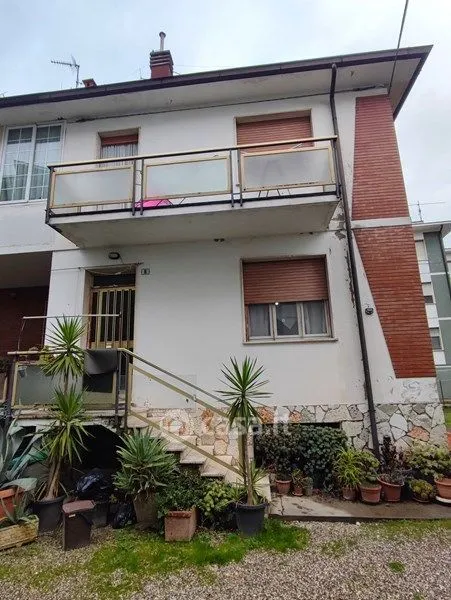 Extérieur - Three-Storey House with Garden in Bondeno