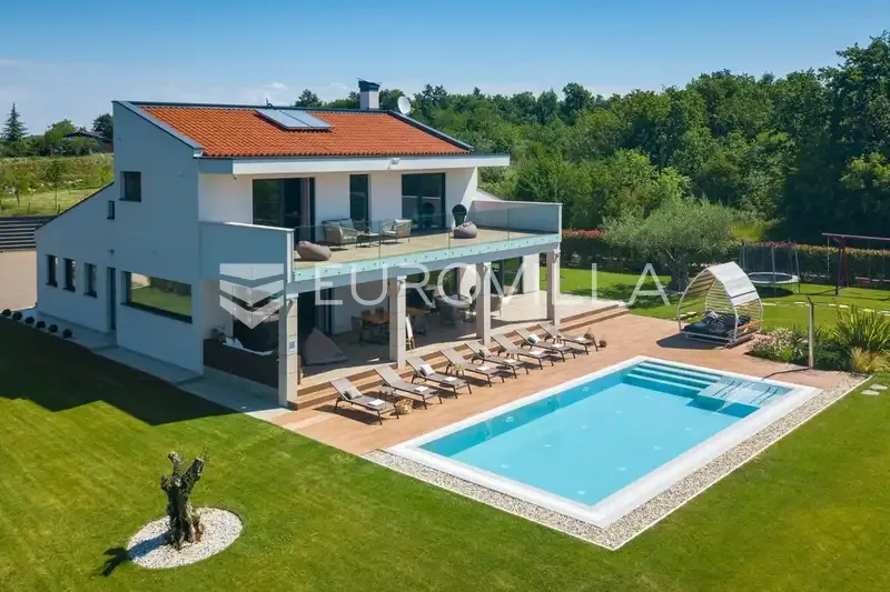Õhuvaade - Villa with Pool and Sauna in Višnjan