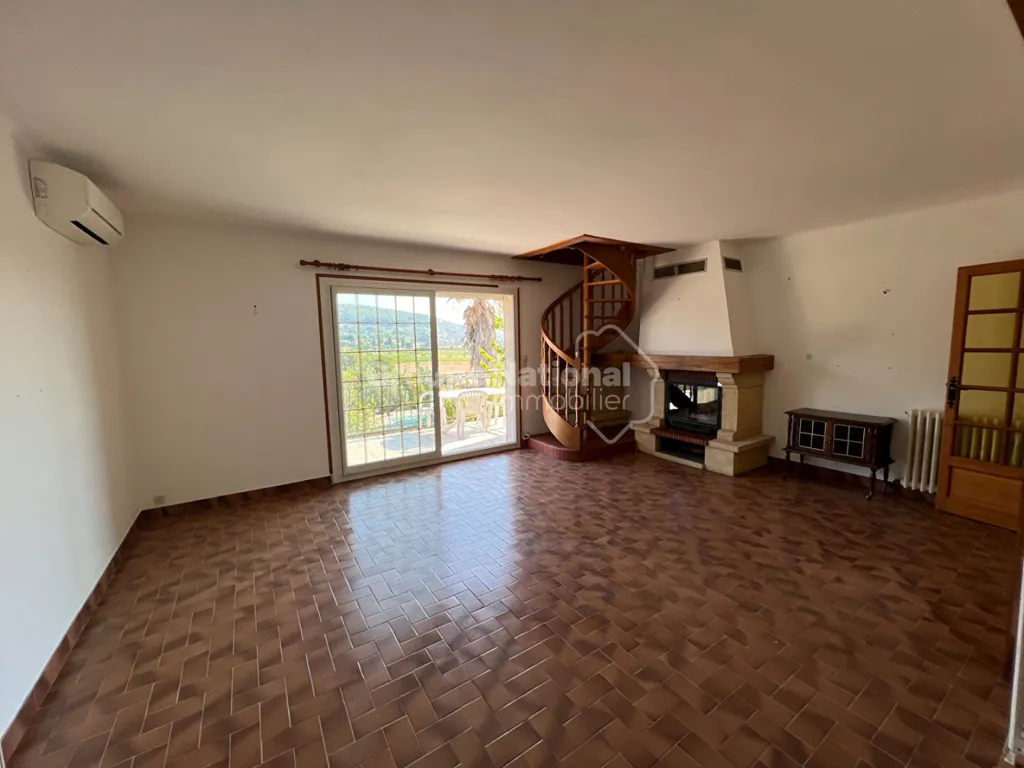 Séjour - Villa avec piscine et vue panoramique à Lorgues