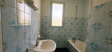 Bathrooms - Pavilion with Garden in La Ferté-Bernard